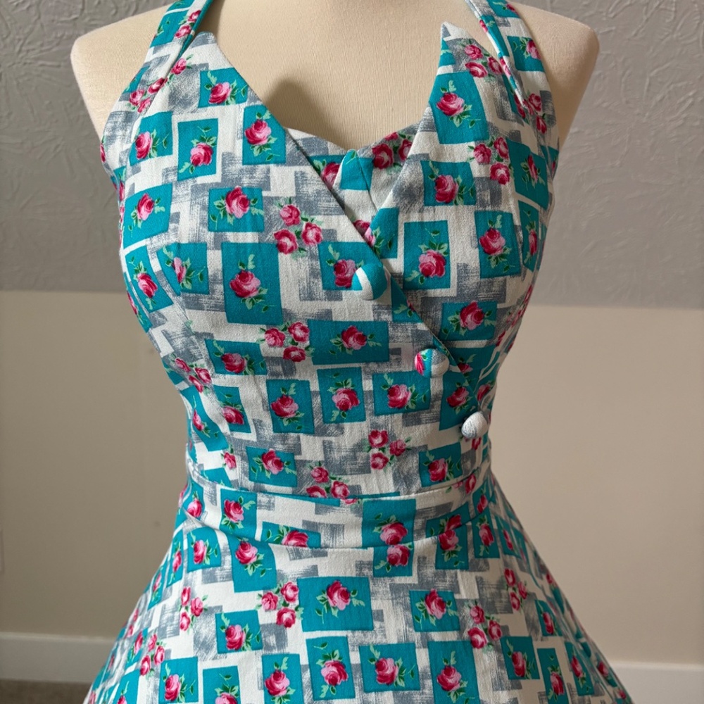 NWT! Lindy Bop Myrtle Halter Dress XS - Picture 3 of 9